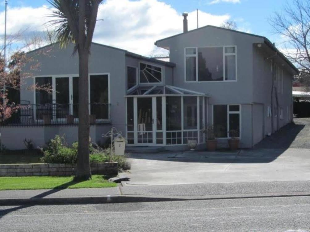 Kea By The Lake Te Anau Exterior photo