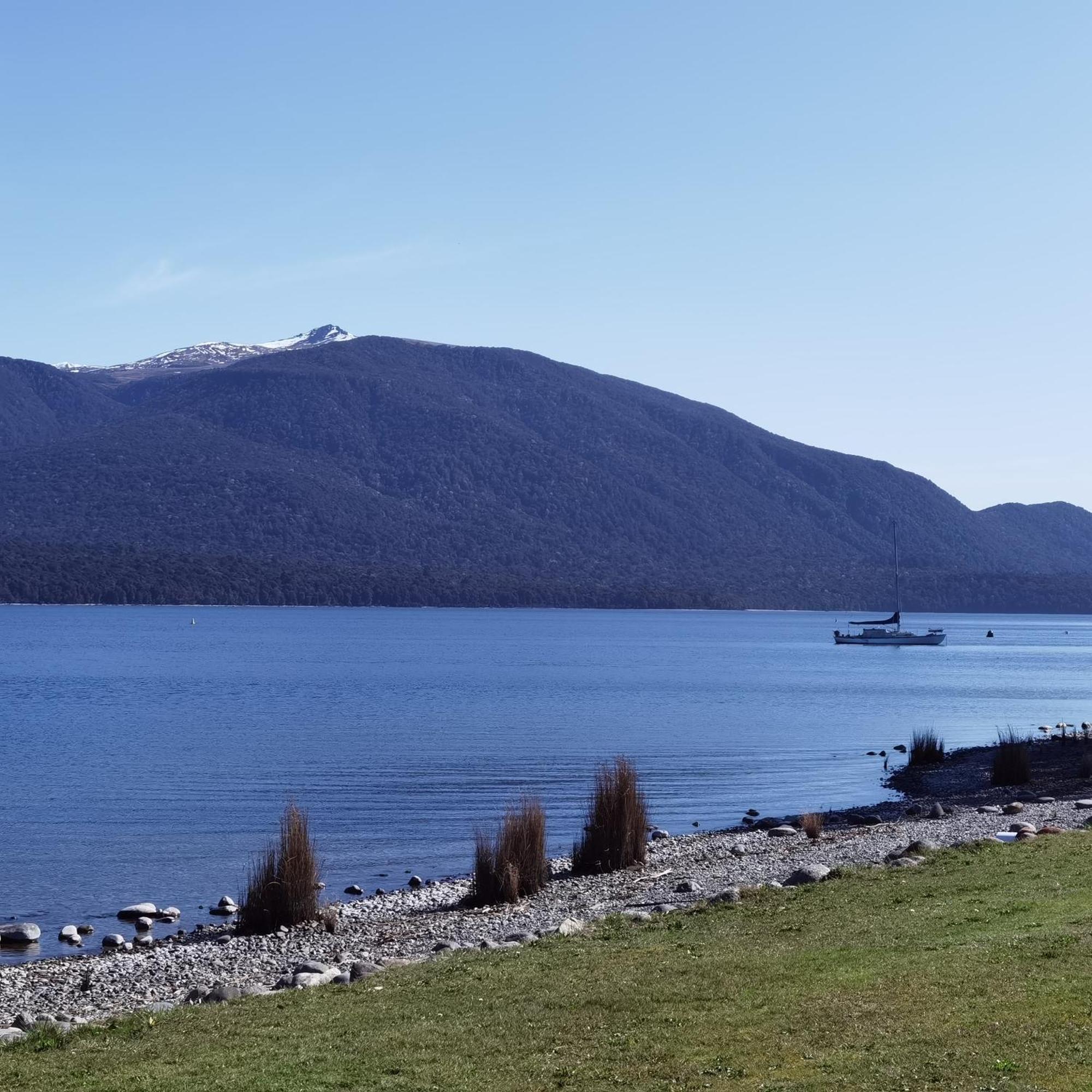 Kea By The Lake Te Anau Exterior photo