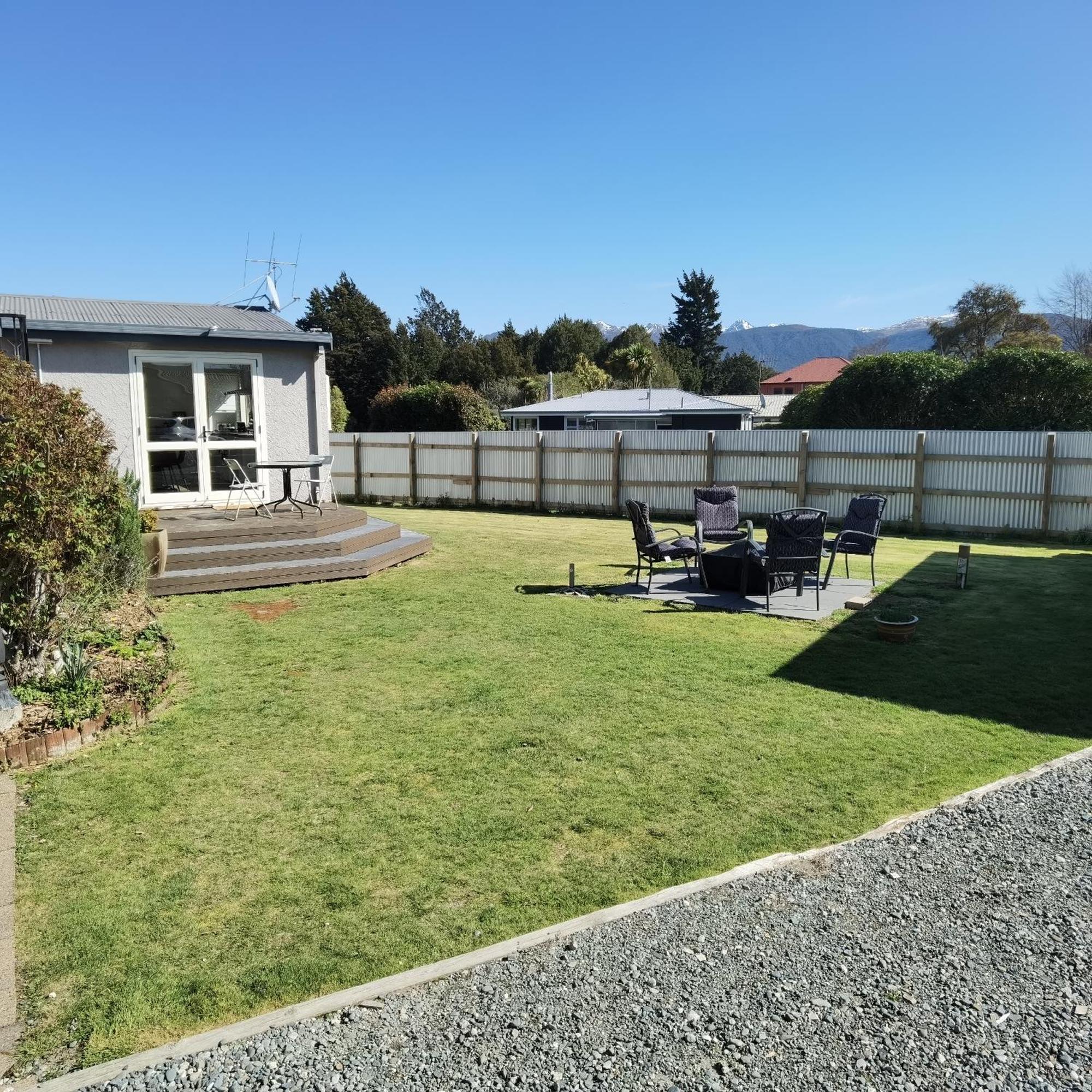 Kea By The Lake Te Anau Exterior photo